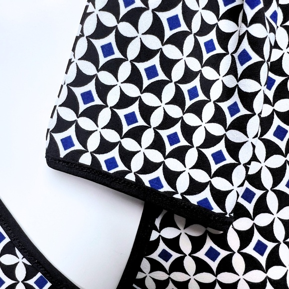 Max Studio Crossover Dress/ Size Sm/Blue Diamond Pattern/Midi Length/long Sleeve - Picture 4 of 6